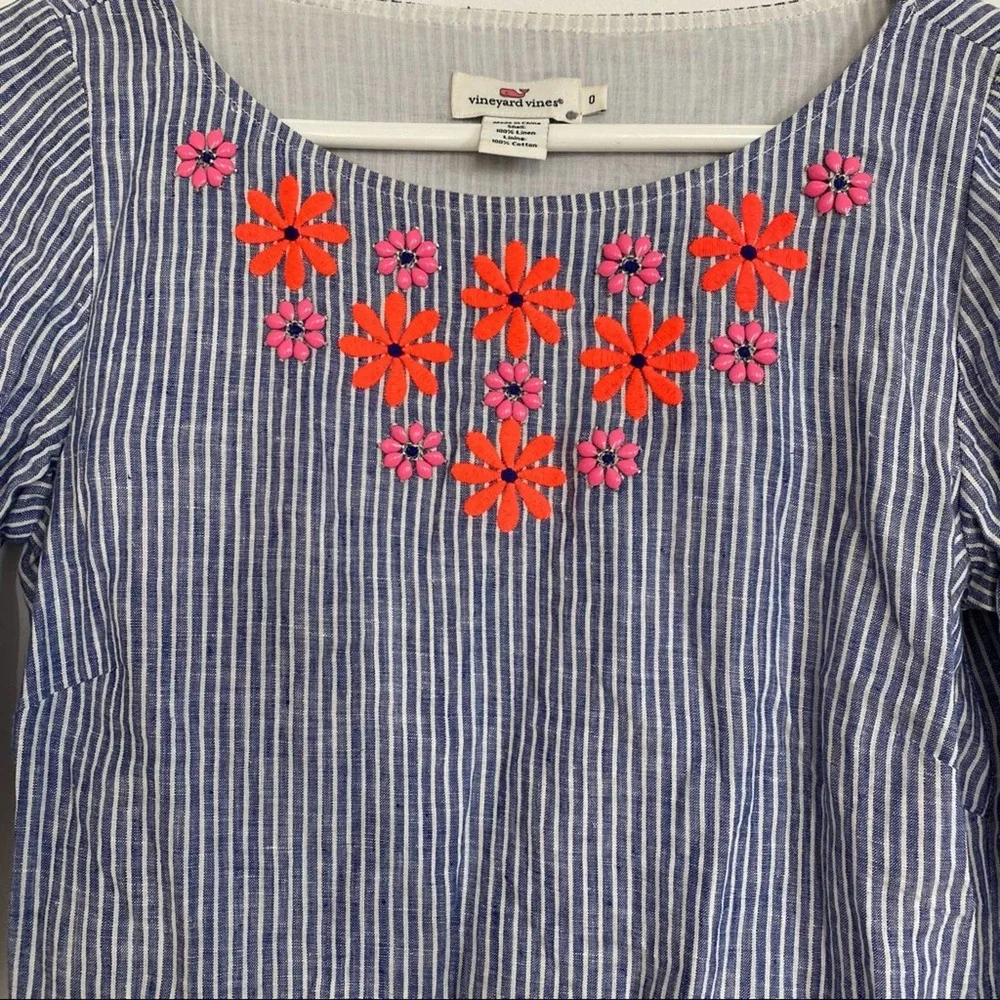 Vineyard Vines Floral Embroidered Linen Shirt - Picture 3 of 5